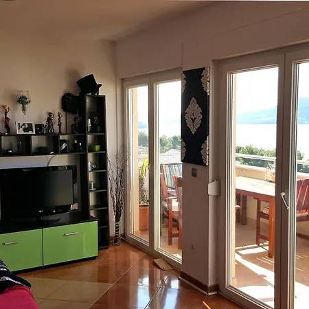 Apartament With A Parking Space Okrug Gornji, Ciovo - 12235